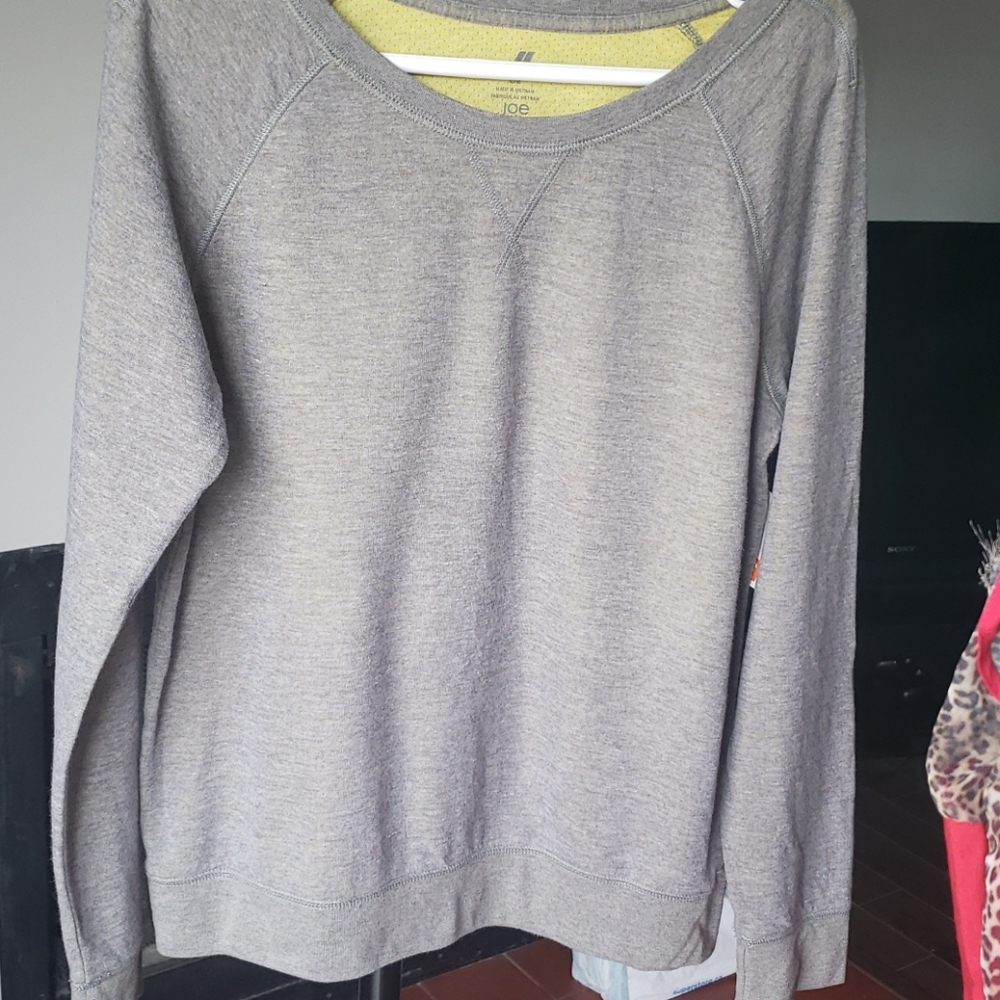 Grey active wear sweatshirt